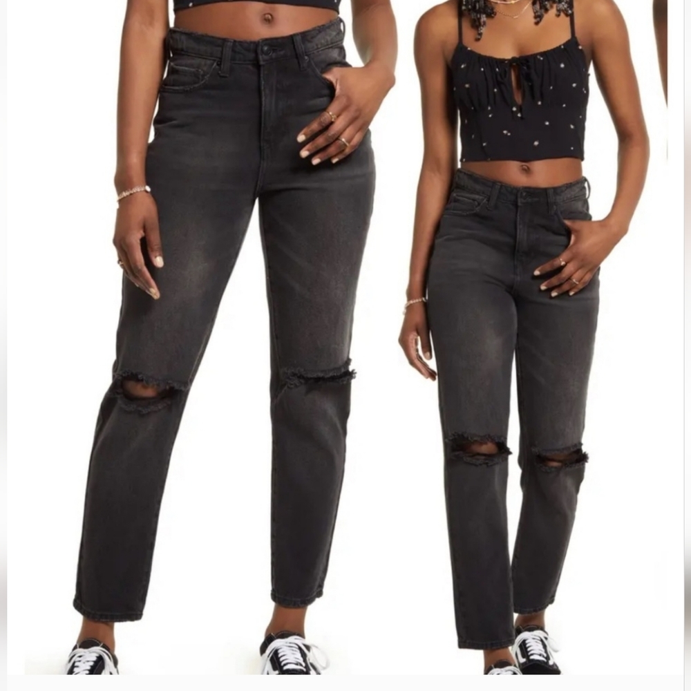 NEW WITH TAG BP.MOM HIGH WAIST JEANS